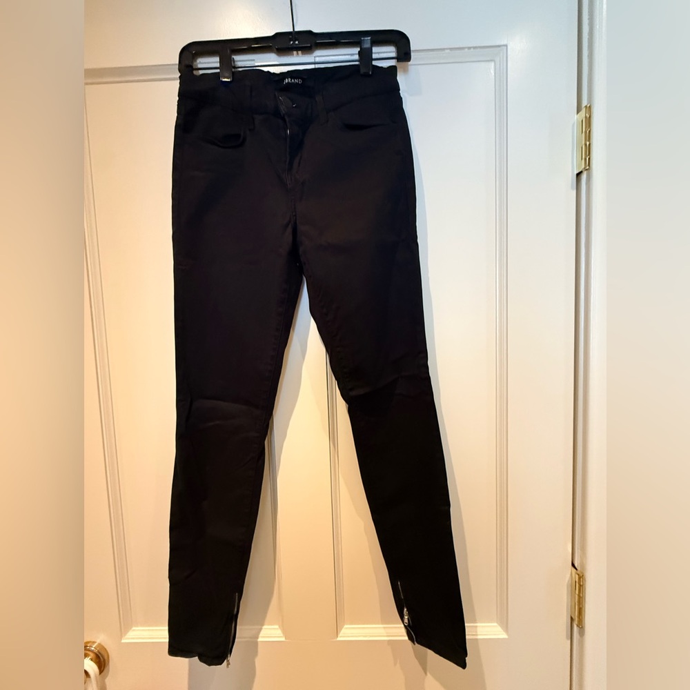 J Brand Satin sheen Black Skinny Jean/ Pant with zip at ankle
